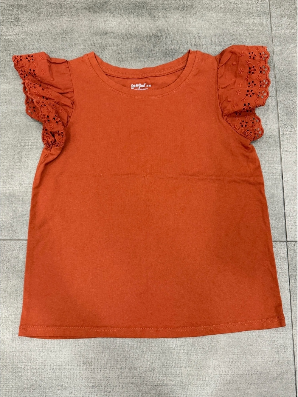 Girls • 8 • Cat & Jack Burnt Orange Flutter Eyelet Sleeves